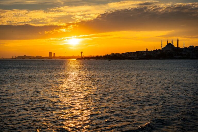 Trump: When conflict ends, strait will open up naturally – Forex Factory: What You Need To Know